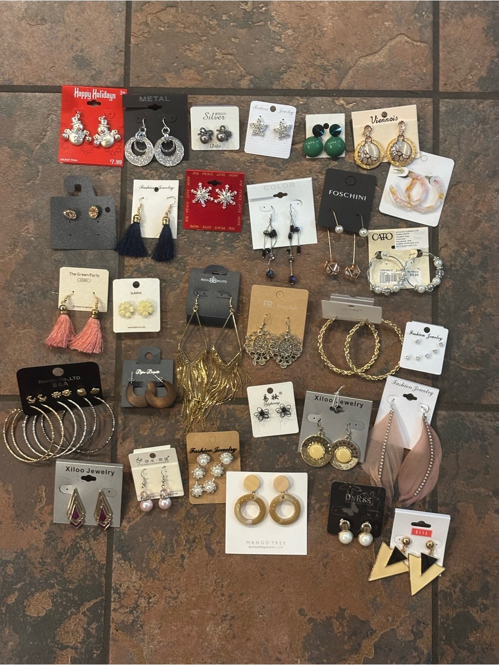 🥳30 Mixed Women's Earring Set - Assorted Colors
